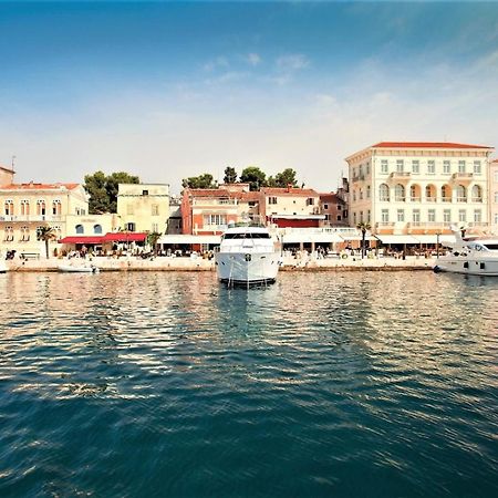 App. Fiorela Hotel Poreč Eksteriør billede